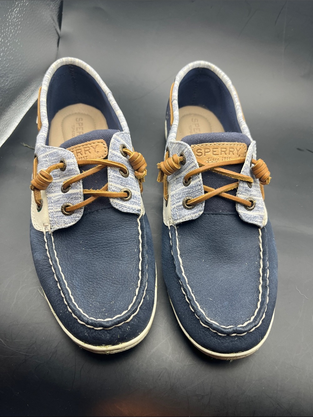 Women’s 8.5 Sperry Navy  Tan Boat Shoes